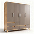 Kast van bamboe en MDF in bruin met afmetingen 150 x 45 x 160cm