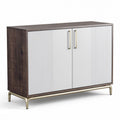 Dressoir van hout en metaal met een afmeting van 150 x 45 x 80cm